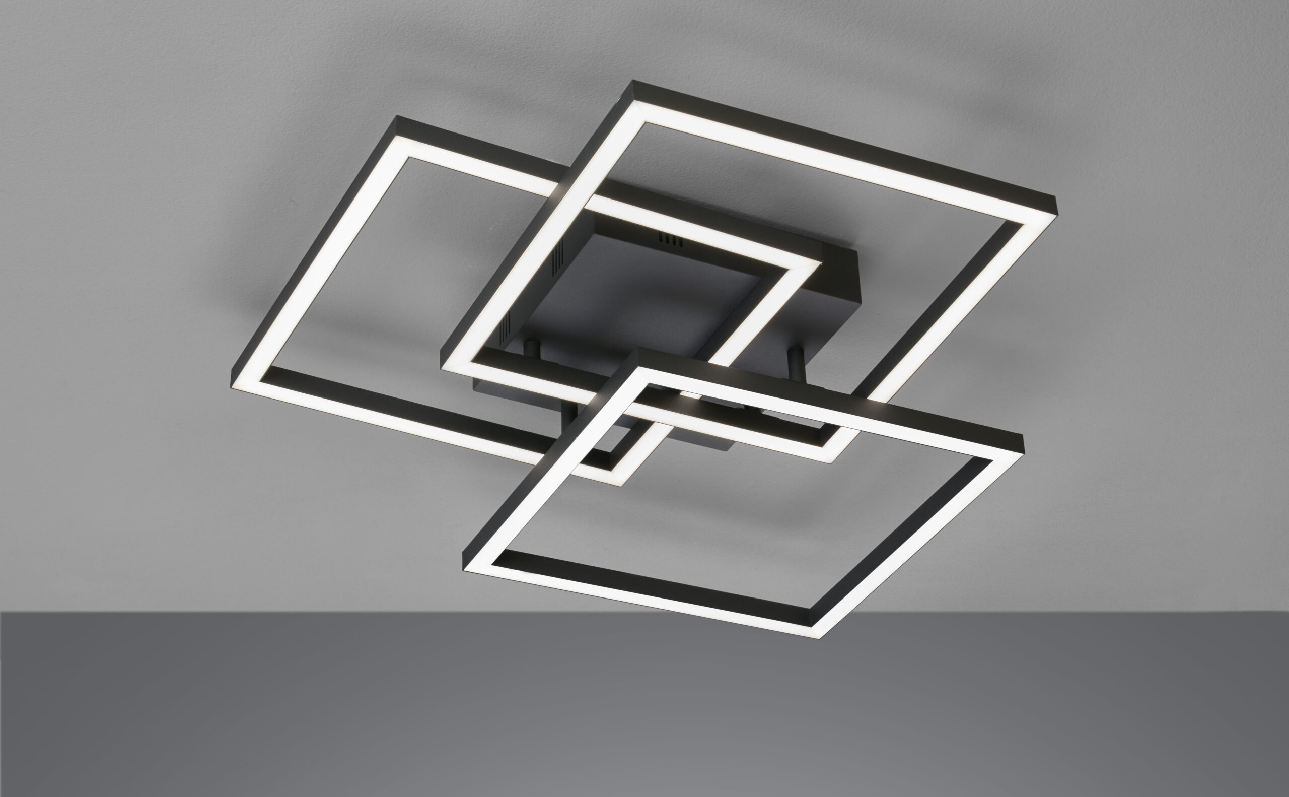 Plafonnier LED métal noir