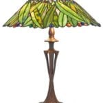 Lampe TIFFANY au décor végétal orné de perles en verre